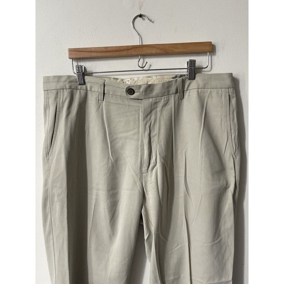 Tommy Bahama Pants Men 38x30 Beige Chino Silk Cotton Straight Flat Front Trouser - Picture 2 of 10